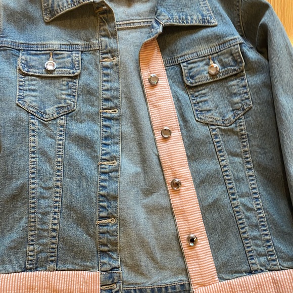 Molly B Designer denim jacket- size medium - Picture 2 of 4
